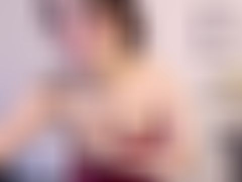 Lucy Granny webcam from Philippines